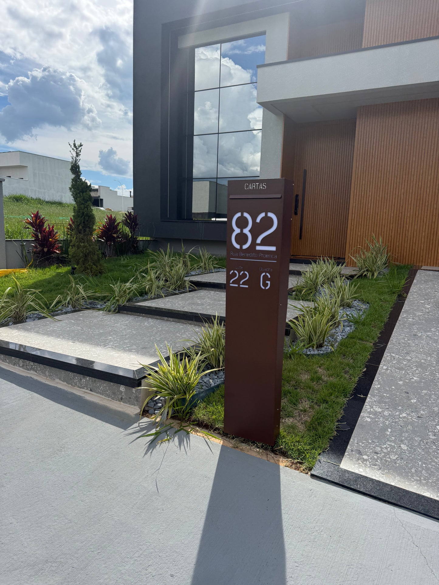 Caixa de Correio em Aço Carbono Premium