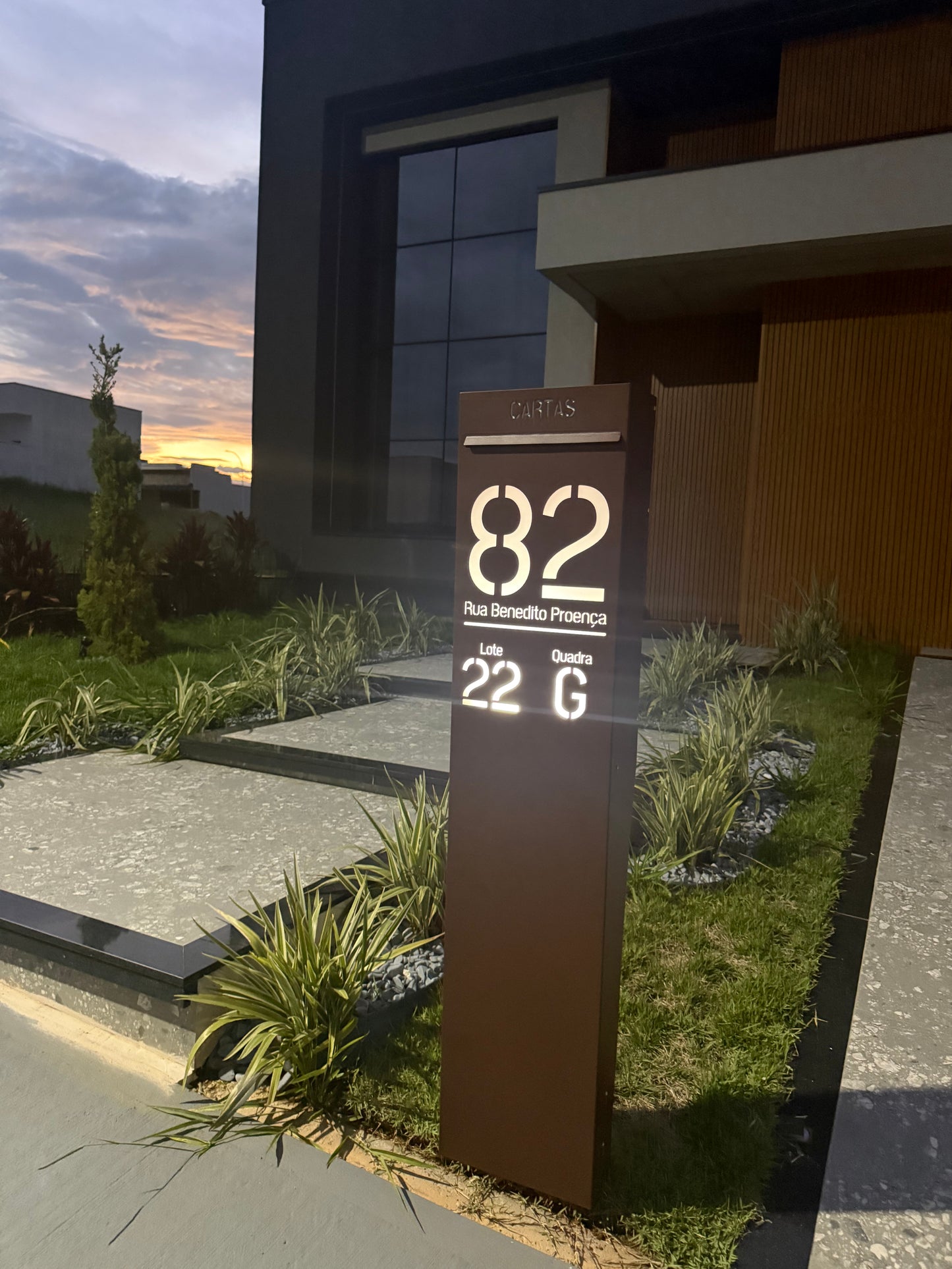 Caixa de Correio em Aço Carbono Premium